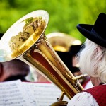 Standkonzert und Freibier am Maibaumplatz in Garching